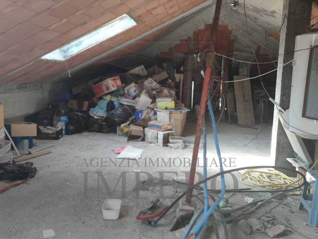 Attico / mansarda a Ventimiglia in Via Tremola - Foto 4