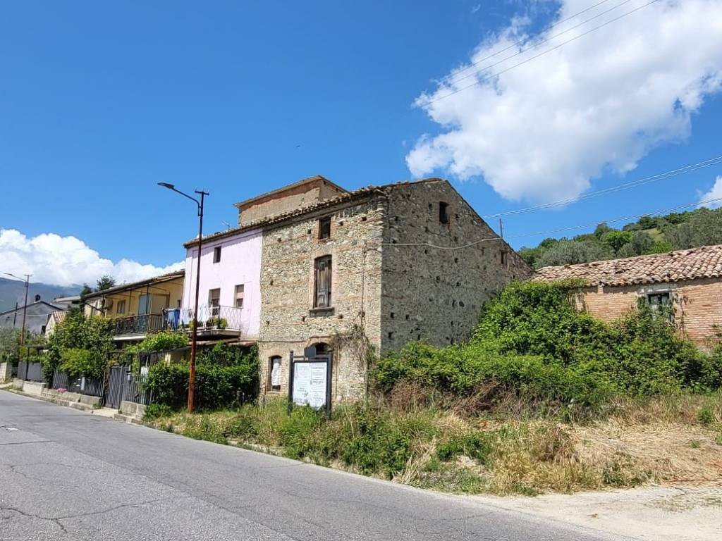 Rustico / casale a Montalto uffugo in Via Lucchetta - Foto 3