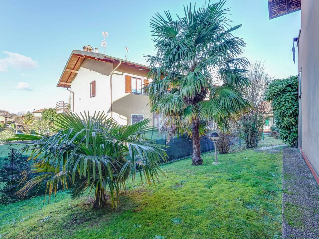 Appartamento a Castelletto sopra ticino in Via Trieste - Foto 5