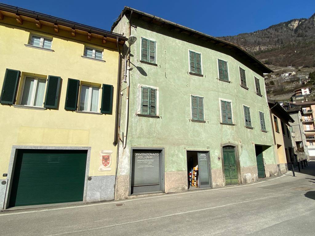 Casa indipendente a Chiavenna in Via della Cereria - Foto 2