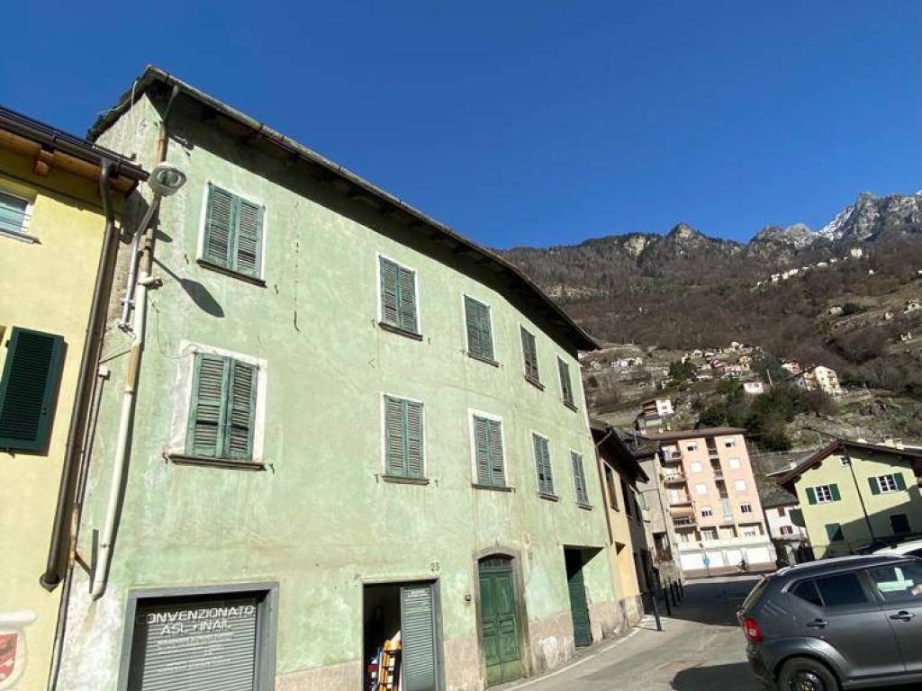 Casa indipendente a Chiavenna in Via della Cereria - Foto 4