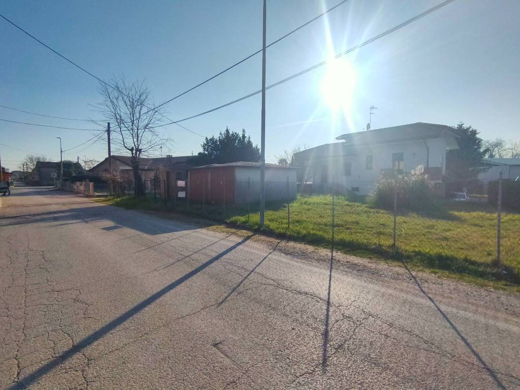 Terreno a Porto viro in Via Torino, 1 - Foto 3