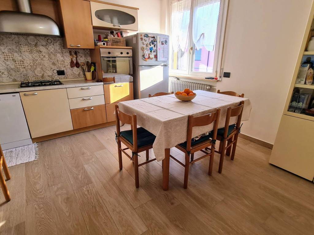 Villa a Cavaria con premezzo in Via Armando Diaz, 73 - Foto 5
