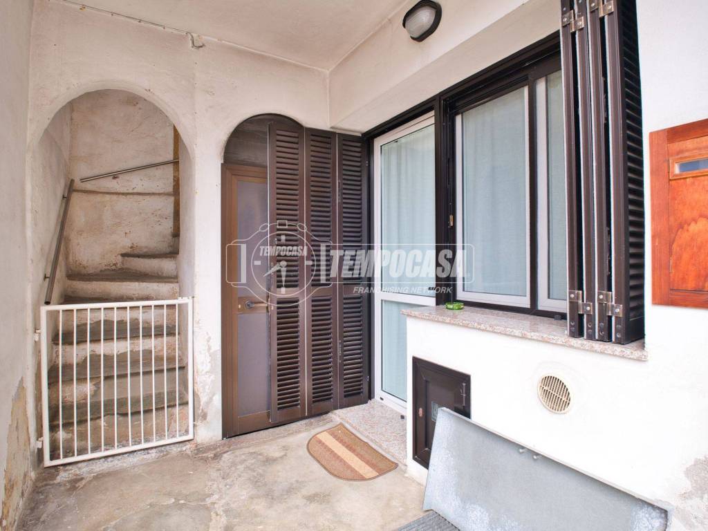 Casa indipendente a Galliate in Via Monti - Foto 3