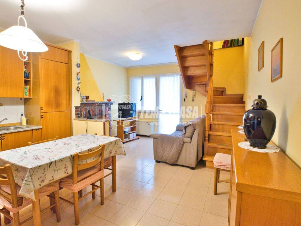 Casa indipendente a Galliate in Via Monti - Foto 4