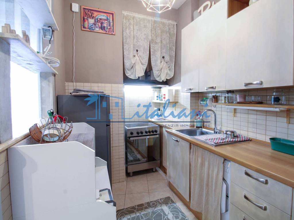 Appartamento a Varazze in Via Michelangelo Corosu - Foto 4