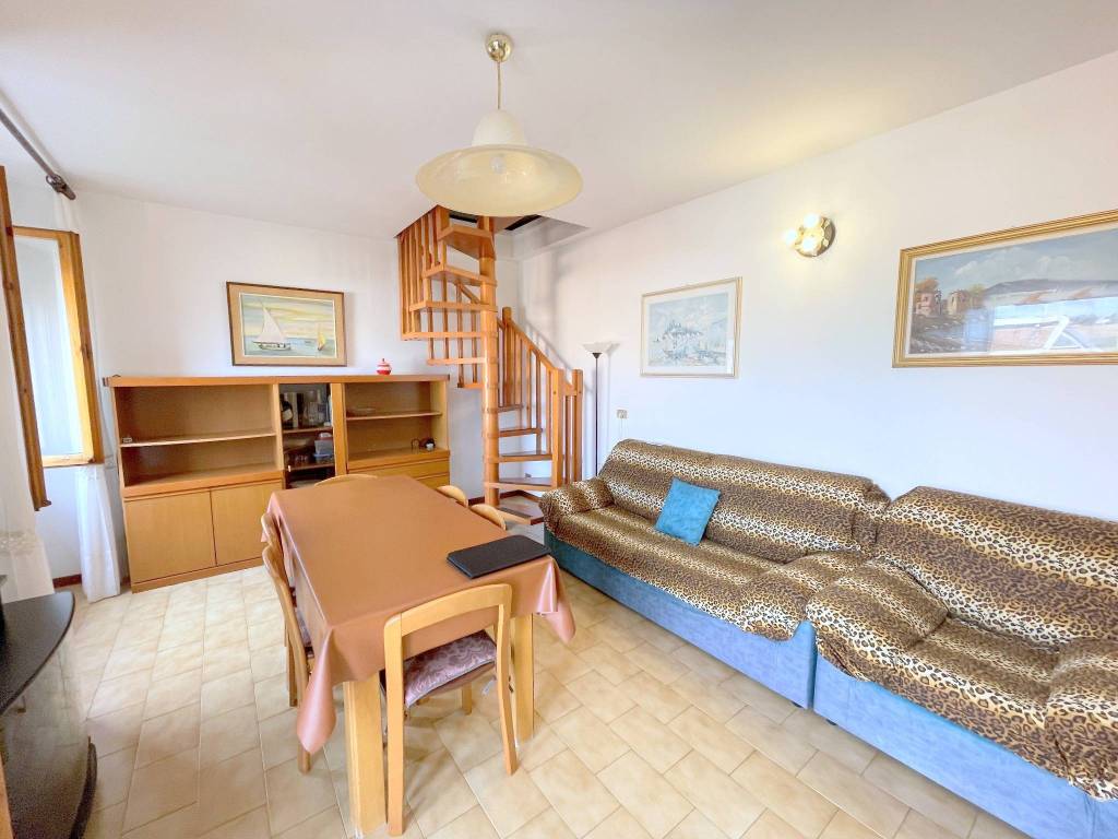 Appartamento a Osimo in Via Alessandro Manzoni - Foto 3