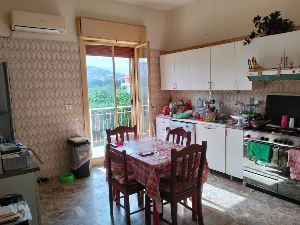 Appartamento a Reggio calabria in Via Arangea - Foto 4
