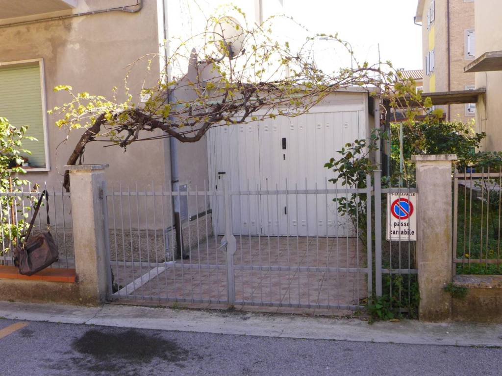 Villa a Chiaravalle in Via Carlo Pisacane, 24 - Foto 5