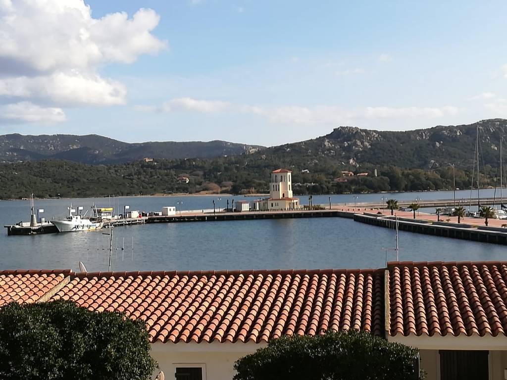 Appartamento a Arzachena in Lungomare Andrea Doria, 111 - Foto 2