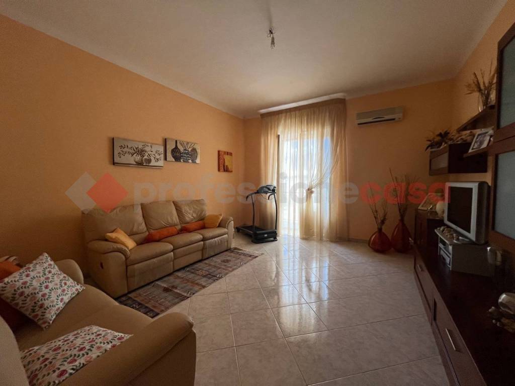 Appartamento a Taranto in via general messina, 6 - Foto 4