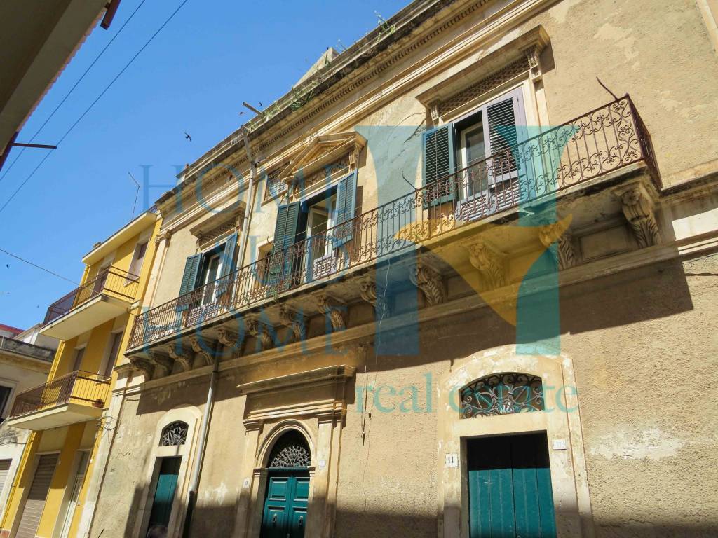 Appartamento a Rosolini in Piazza Giuseppe Garibaldi - Foto 3