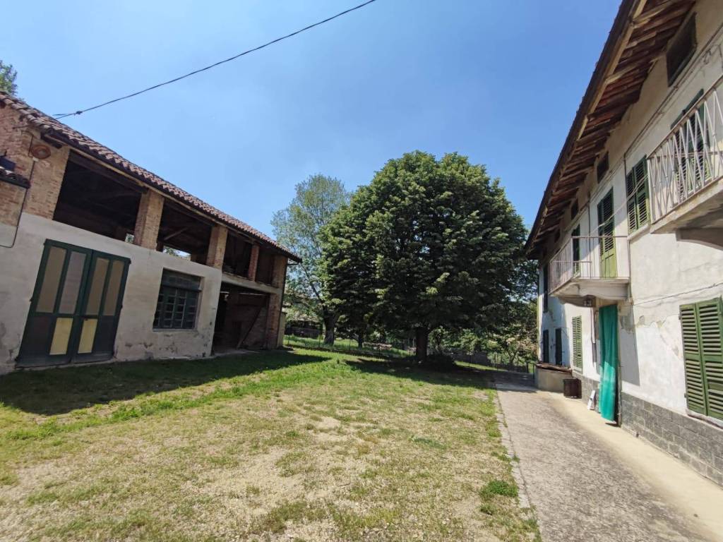 Rustico / casale a Agliano terme in Regione Bologna - Foto 3