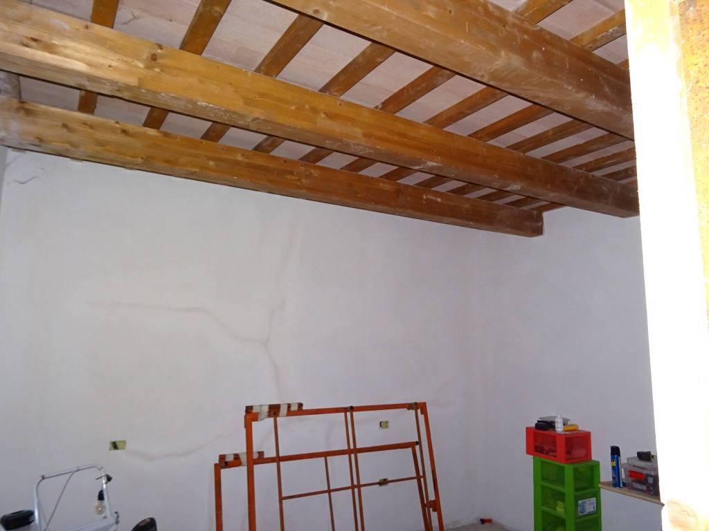 Casa indipendente a Fabriano in Piazzale Giambattista Miliani - Foto 2