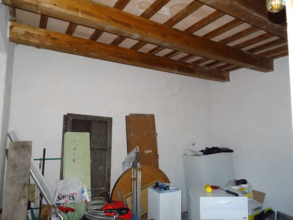Casa indipendente a Fabriano in Piazzale Giambattista Miliani - Foto 5
