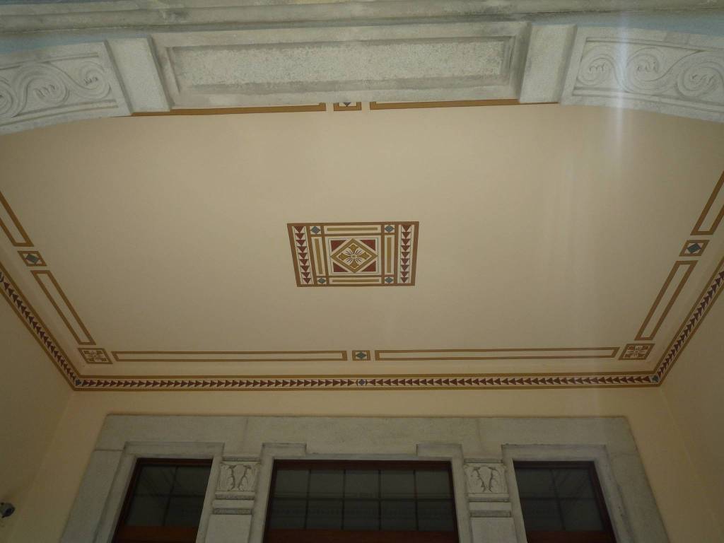 Villa a Jerago con orago in Via Cesare Battisti, 21 - Foto 3
