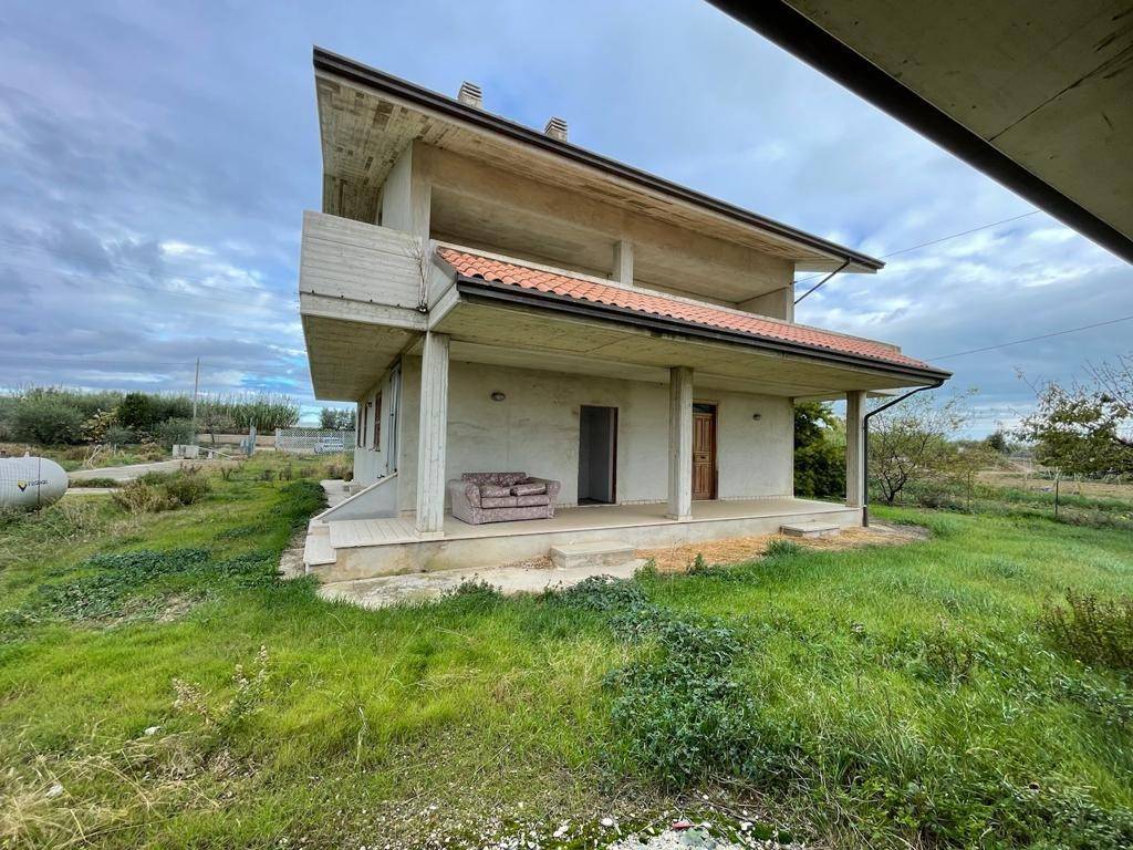 Villa a Martinsicuro in Strada Statale Adriatica, 75 - Foto 5