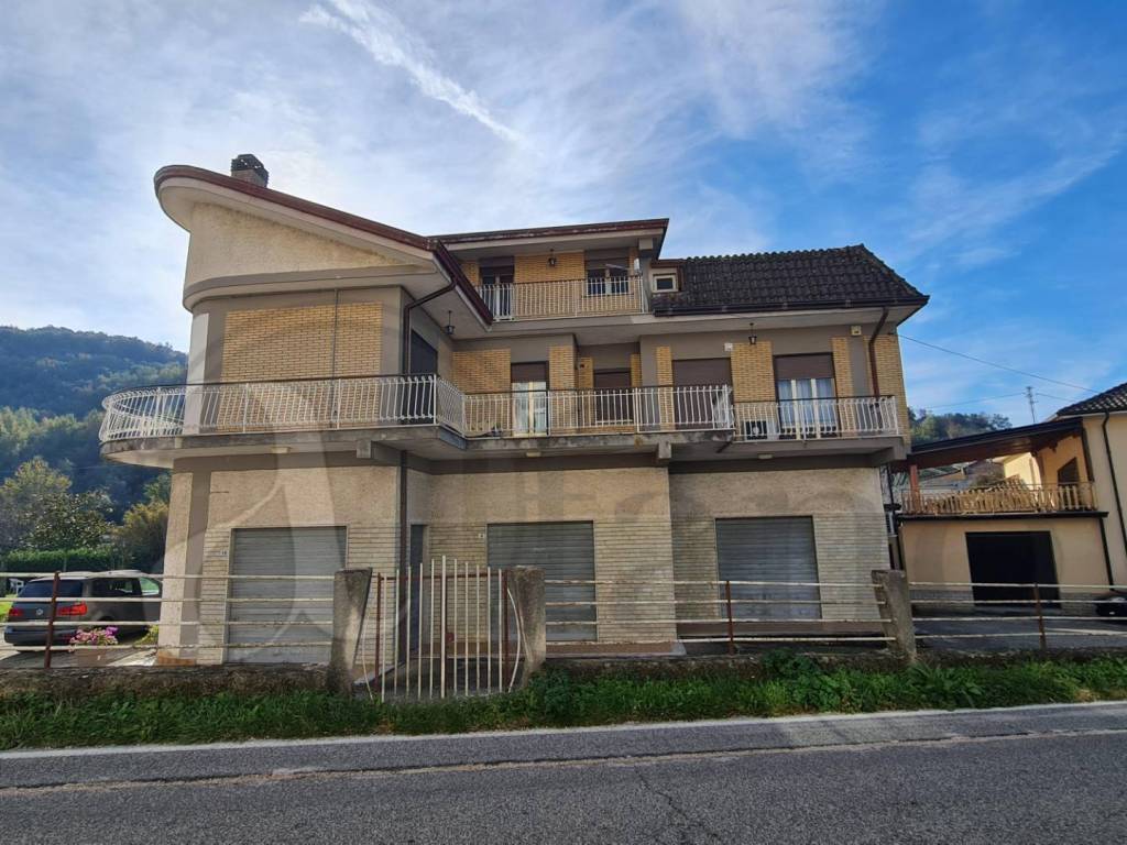 Villa a Rocca d'arce in Via Santa Lucia - Foto 4