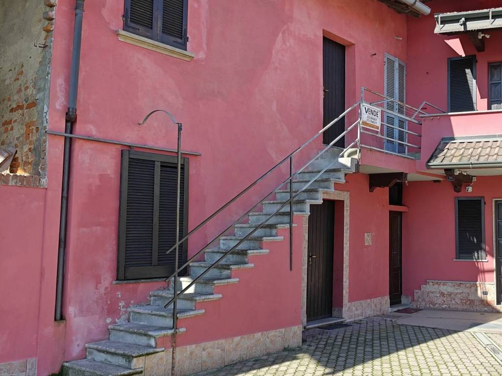 Villa a Gravellona lomellina in Via Edmondo De Amicis - Foto 3