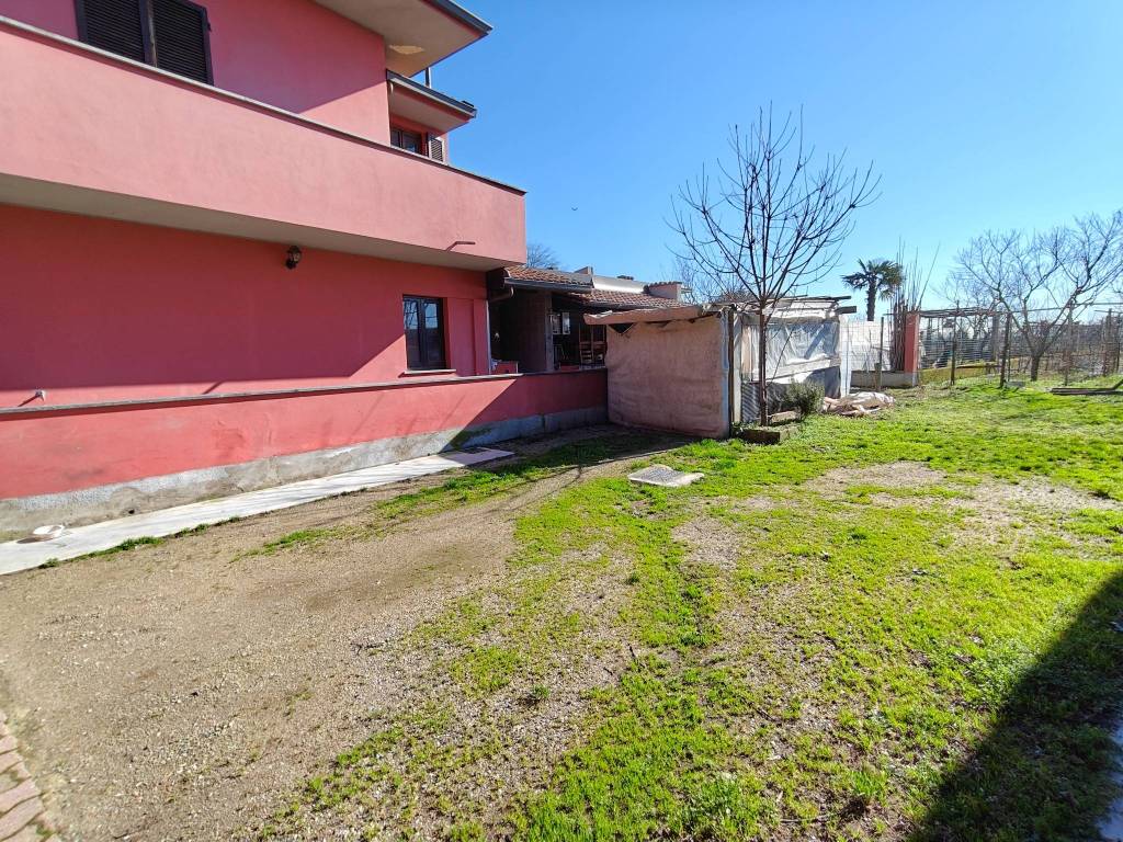 Villa a Gravellona lomellina in Via Edmondo De Amicis - Foto 4