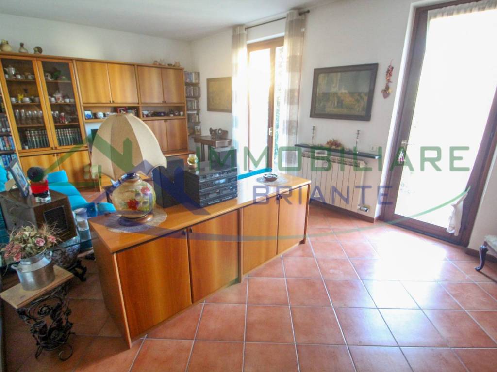 Villetta a schiera a Besnate in Via Giosuè Carducci - Foto 5