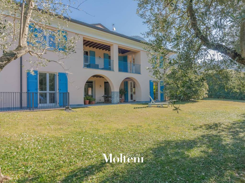 Villa a Lierna in Via San Nicolò, 9 - Foto 2