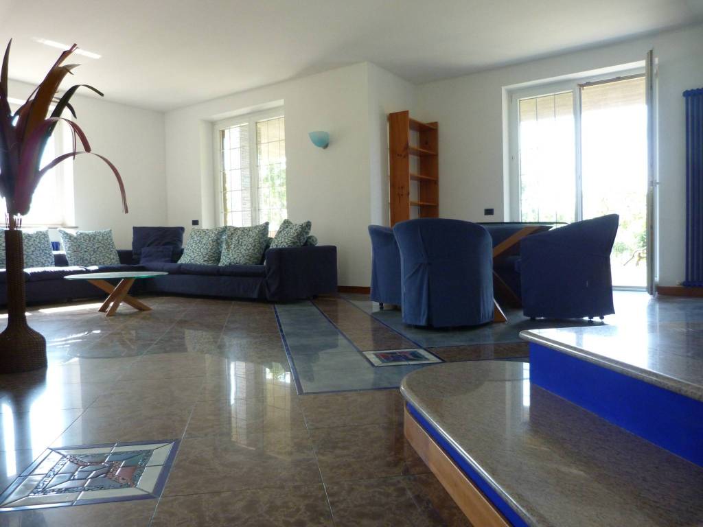 Villa a Sumirago in Via Enrico Fermi - Foto 4
