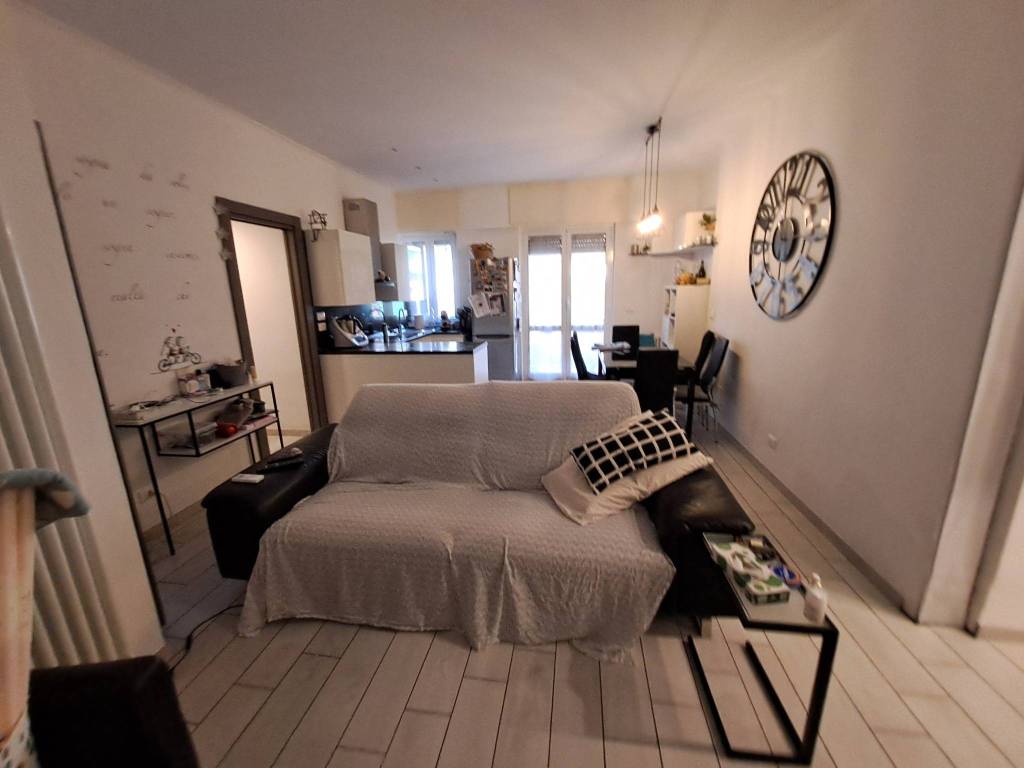 Appartamento a Savona in Via Ignazio Scotto - Foto 3