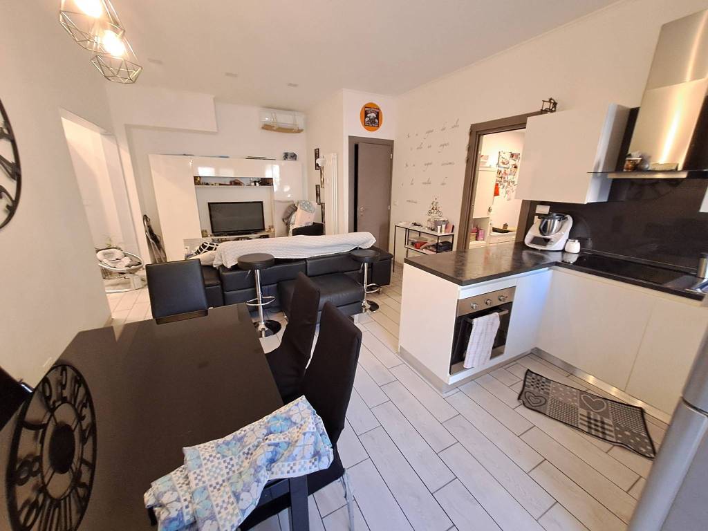Appartamento a Savona in Via Ignazio Scotto - Foto 4