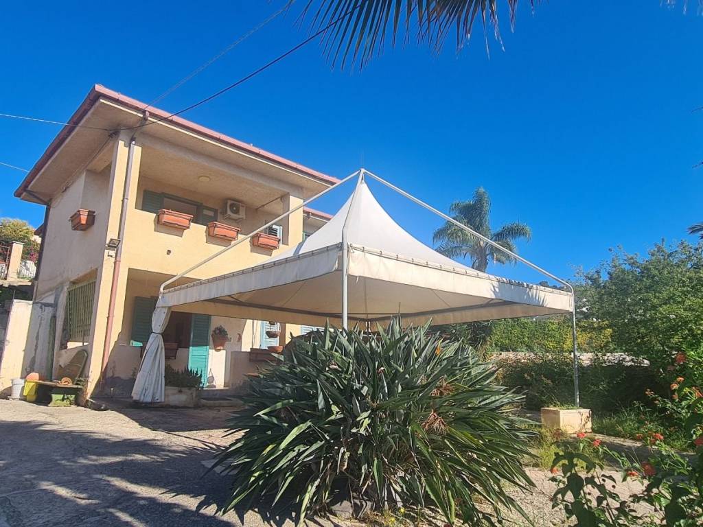 Villa a Ricadi in Strada Comunale Ciufo, 81 - Foto 3