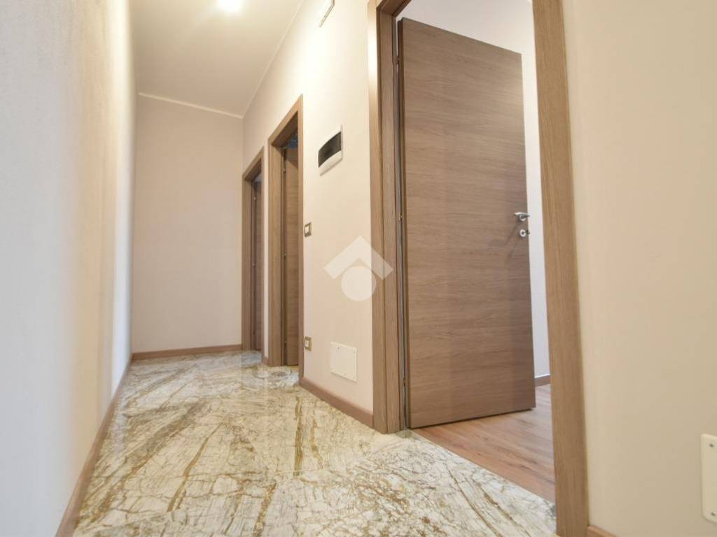 Appartamento a Mariano del friuli in Via Alessandro Manzoni, 12 - Foto 5