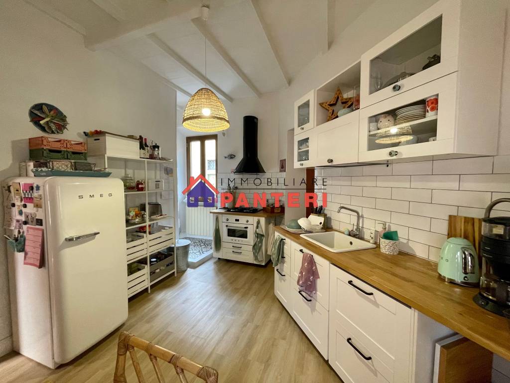 Casa indipendente a Pescia in Via Giuseppe Giusti - Foto 2