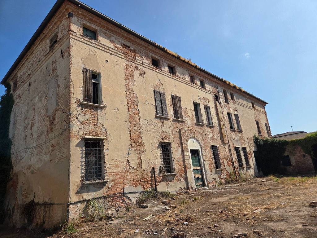 Palazzo / stabile a Legnago in Via Redentore, 12 - Foto 3