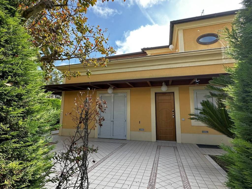 Appartamento a San benedetto del tronto in via dei mille, 107 - Foto 2