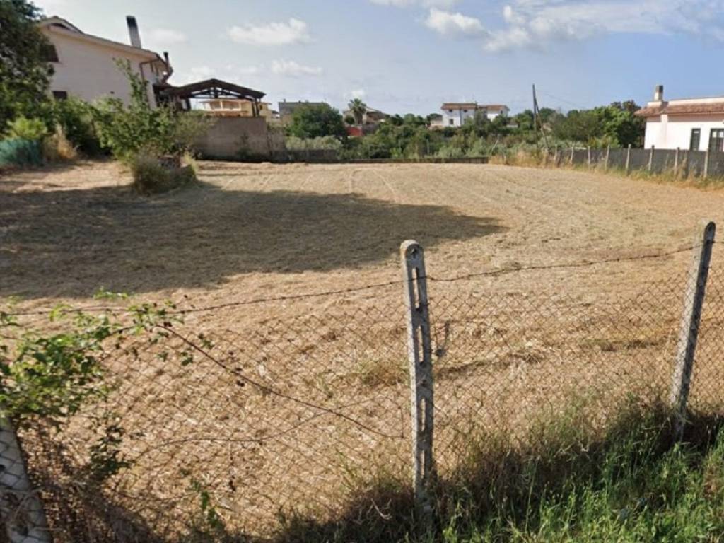 Terreno a Aprilia in Via delle Ghiandaie, 5 - Foto 3