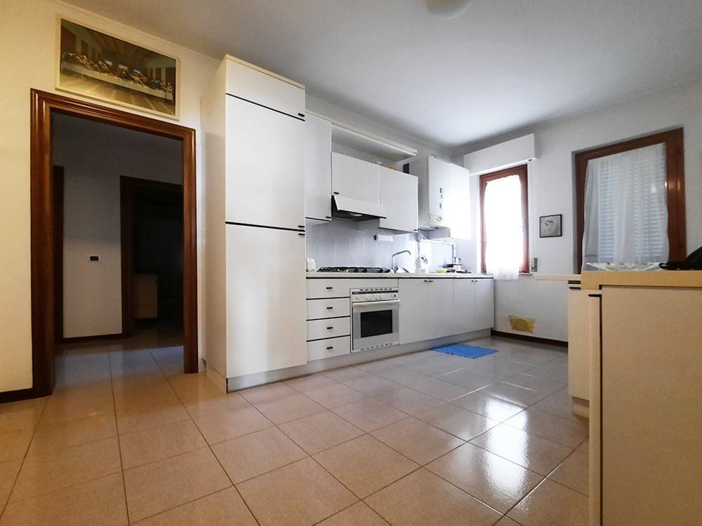 Appartamento a Alba adriatica in Via Giuseppe Garibaldi, 18 - Foto 5