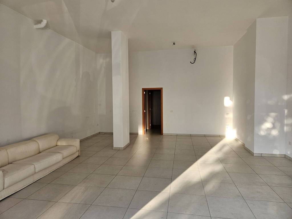 Immobile a Trani in Via Vittorio Malcangi - Foto 2