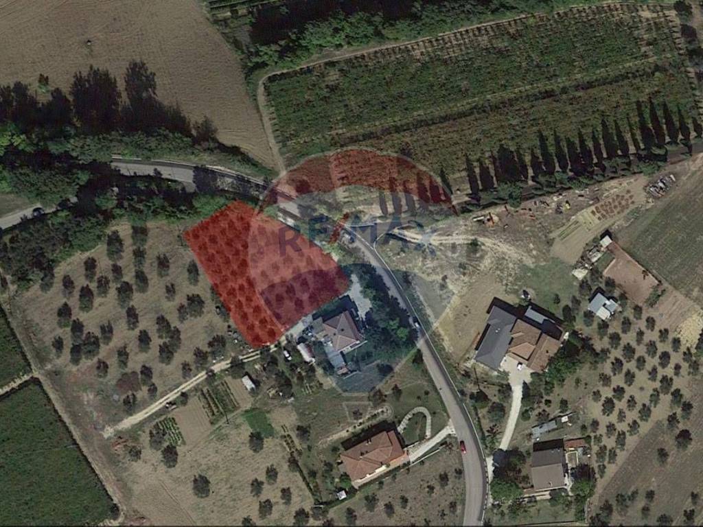 Terreno a Rosciano in Strada provinciale 19 - Foto 2