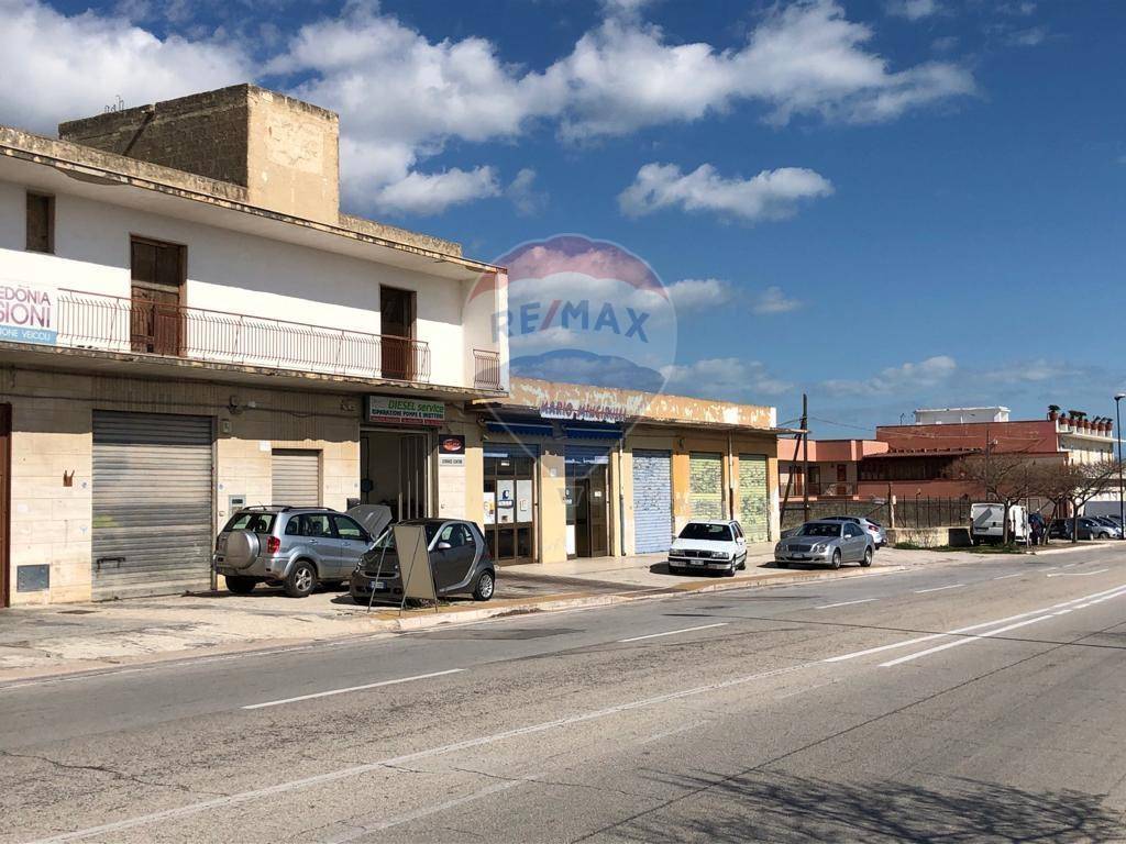 Immobile a Manfredonia in Viale Padre Pio - Foto 2