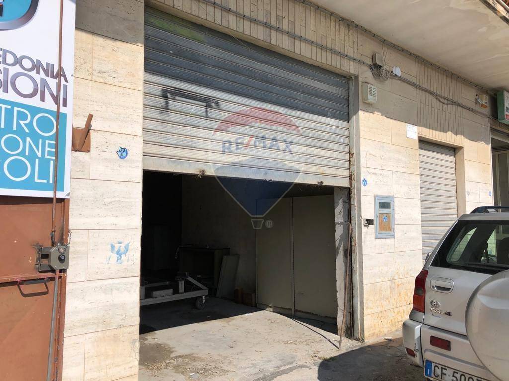 Immobile a Manfredonia in Viale Padre Pio - Foto 3