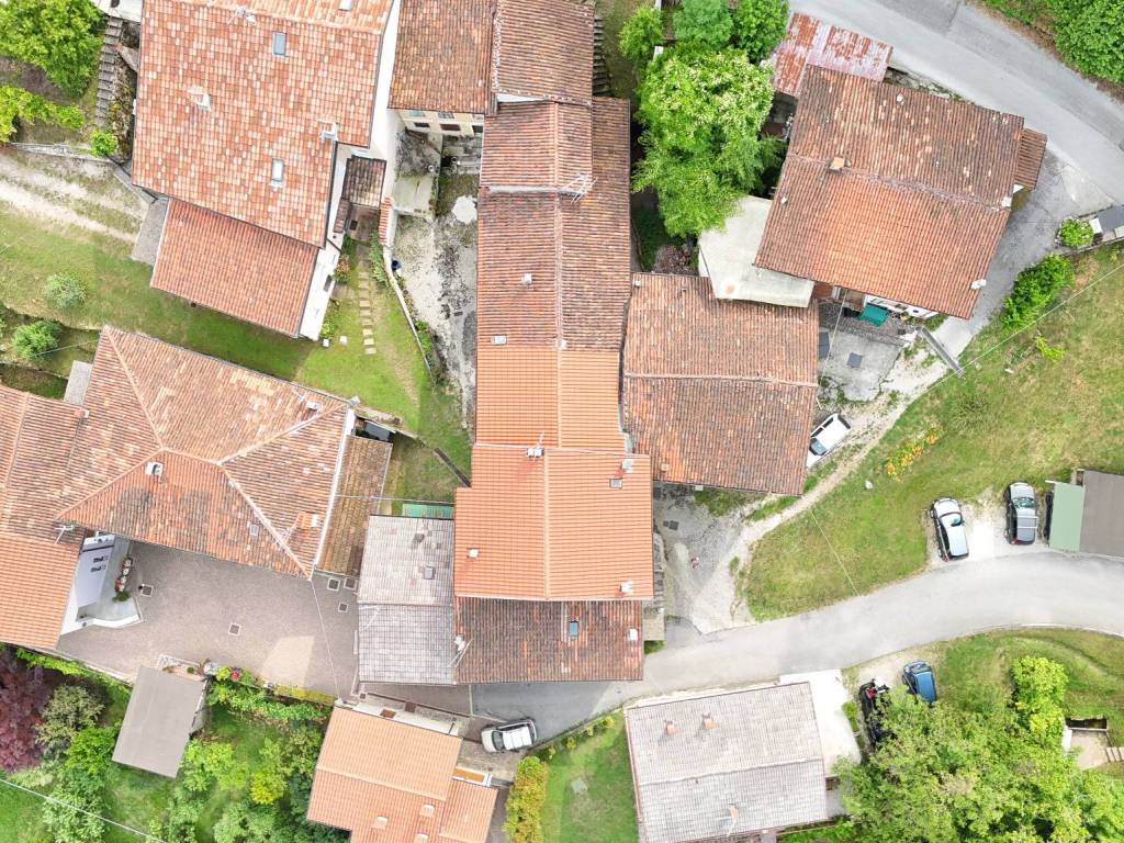 Casa indipendente a Velo d'astico in Località Padri, 2 - Foto 3
