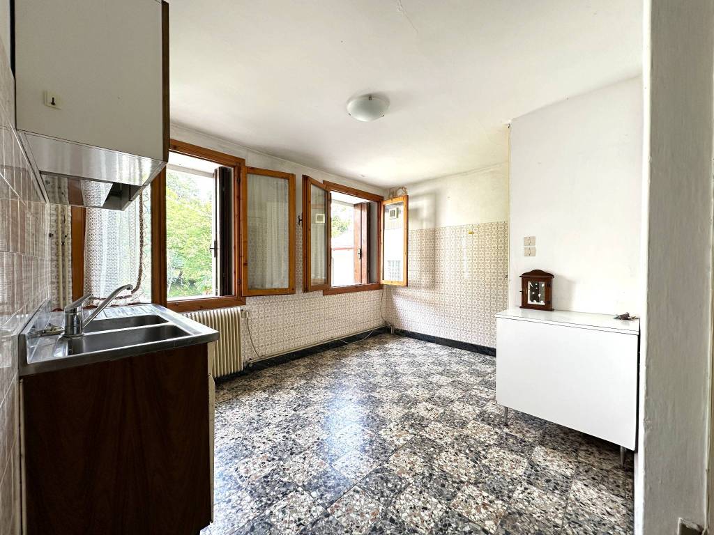 Casa indipendente a Velo d'astico in Località Padri, 2 - Foto 4