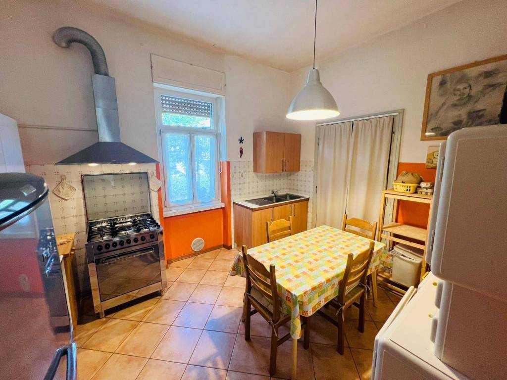 Appartamento a Gorizia in PIAZZALE MEDAGLIE DORO - Foto 4