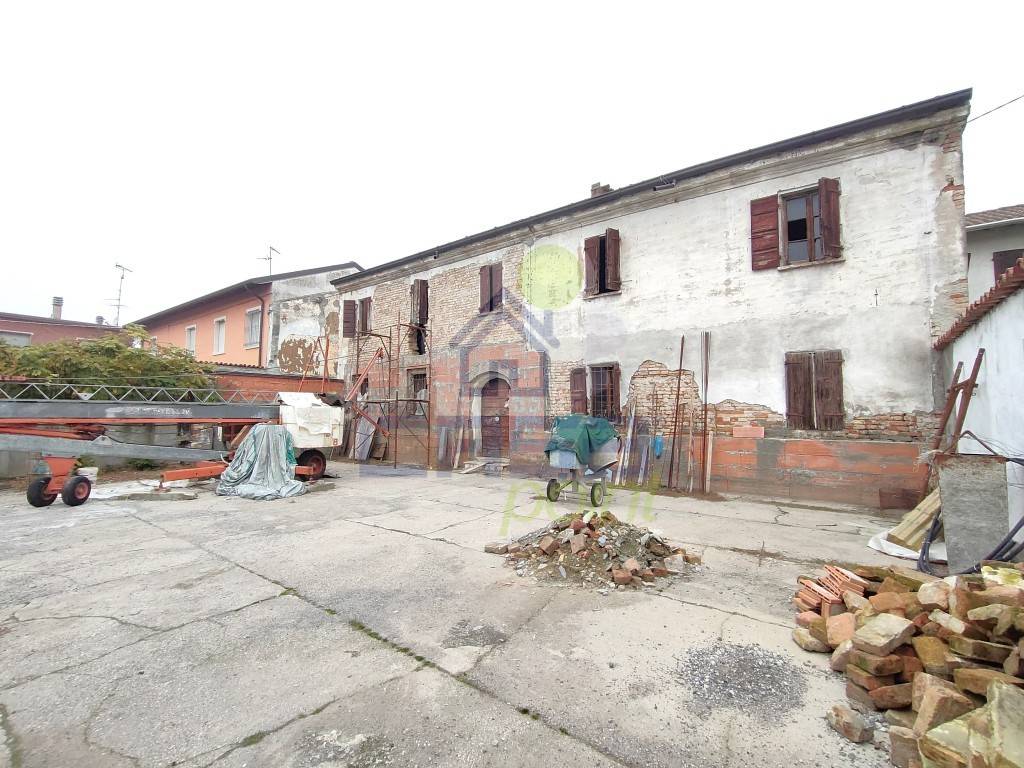 Casa indipendente a Canneto sull'oglio in via Locatelli 14 - Foto 4