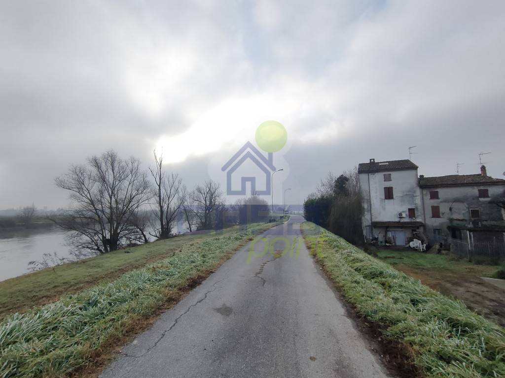 Casa indipendente a Piadena drizzona in via Parco d'Oglio 7 - Foto 3