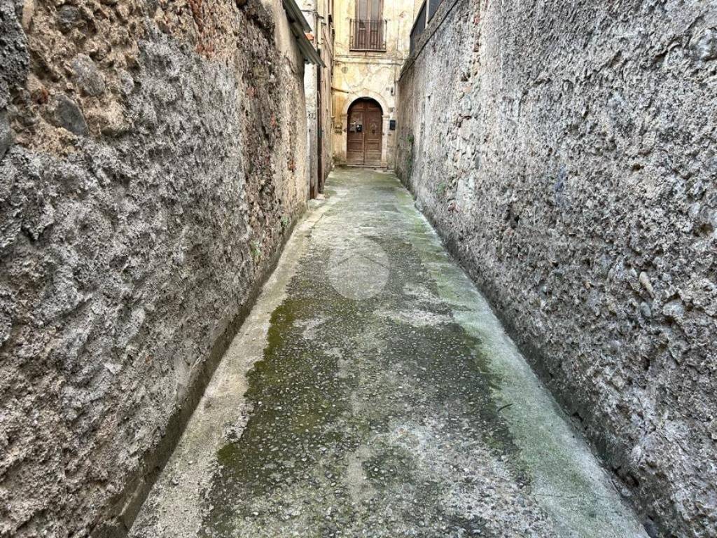 Appartamento a Cosenza in Via Martirano, 15 - Foto 2