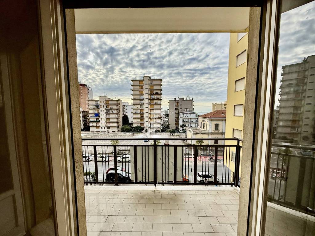 Appartamento a Taggia in Via Stazione - Foto 4