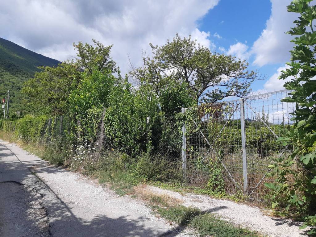 Terreno a Nocera inferiore in Via Santa Croce - Foto 3