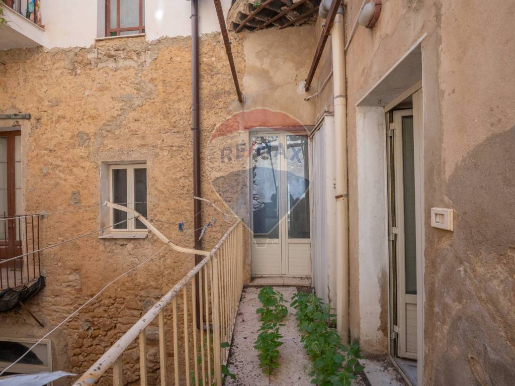 Appartamento a Caltagirone in Via Stella, 49 - Foto 5