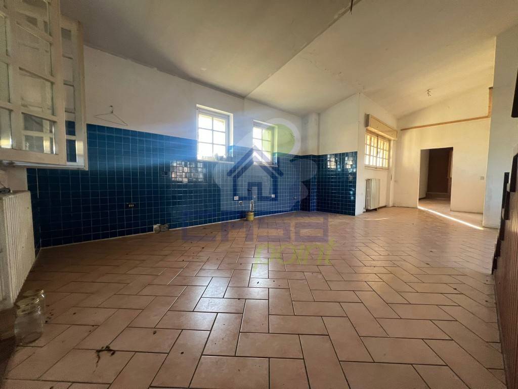 Villa a Miradolo terme in via sandro pertini - Foto 4